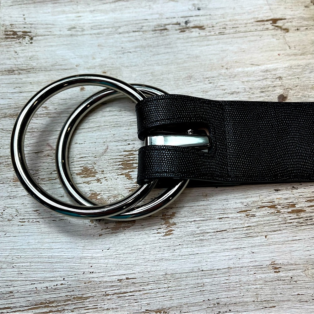 ⬇️ Ann Taylor Double Ring Leather Belt - Picture 6 of 9